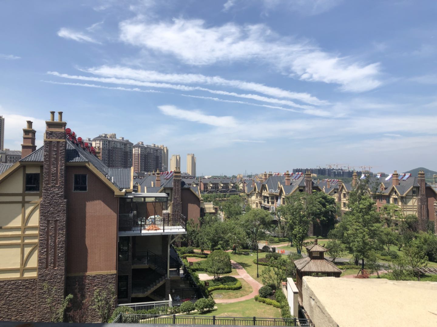 泉山湖西谷别墅联排b1203