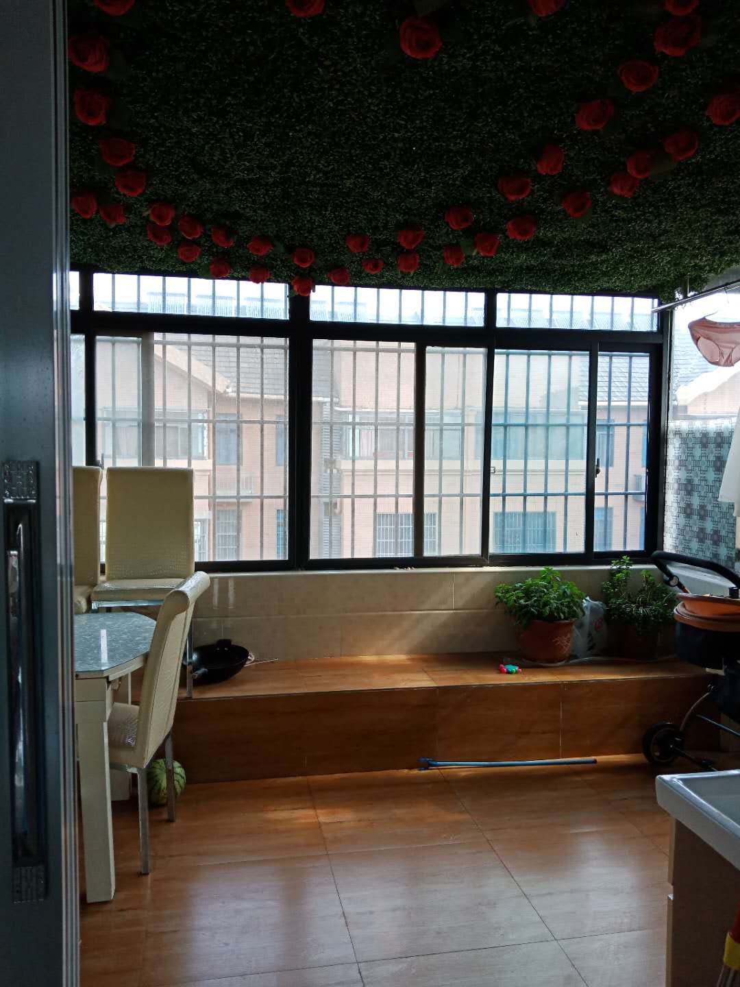 晟地绿园 精装修 拎包入住 跃式 楼上有几十大平台