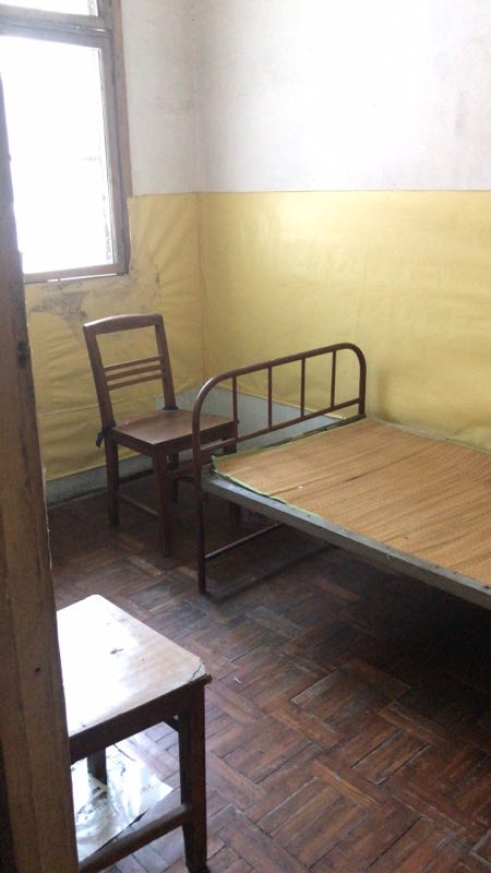 化肥厂家属楼超低价钱出售