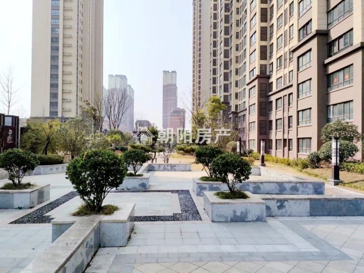 艺山南精装婚房基本未住楼王位置黄金楼层采光视野无敌